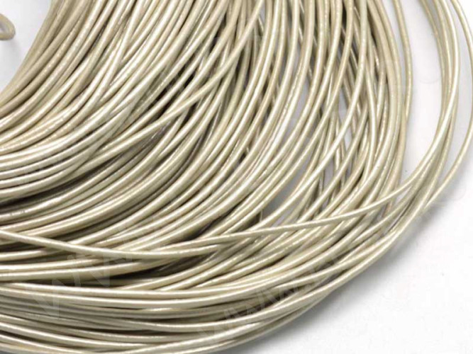 Шнур кожаный 10 воловья кожа 2мм бежевый перламутр (1м)