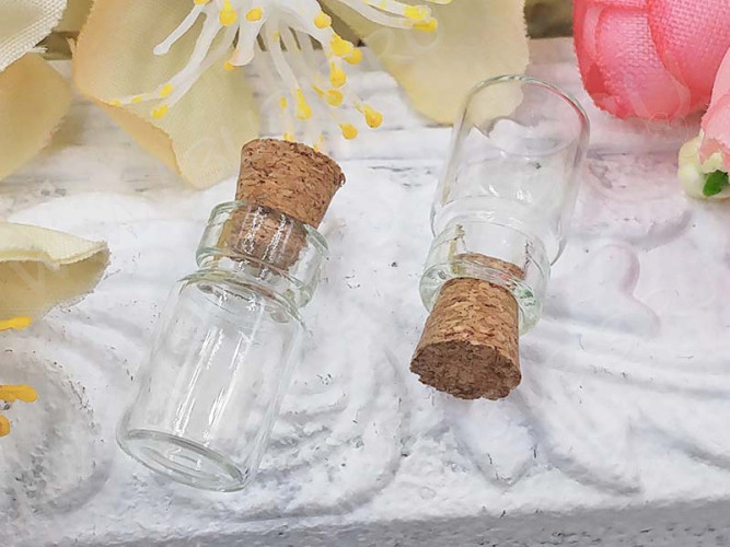 (БЛИСТЕР) Бутылочка 01 с пробкой 1мл 23*10*10мм прозрачная (стекло)(на блистере 20шт.)