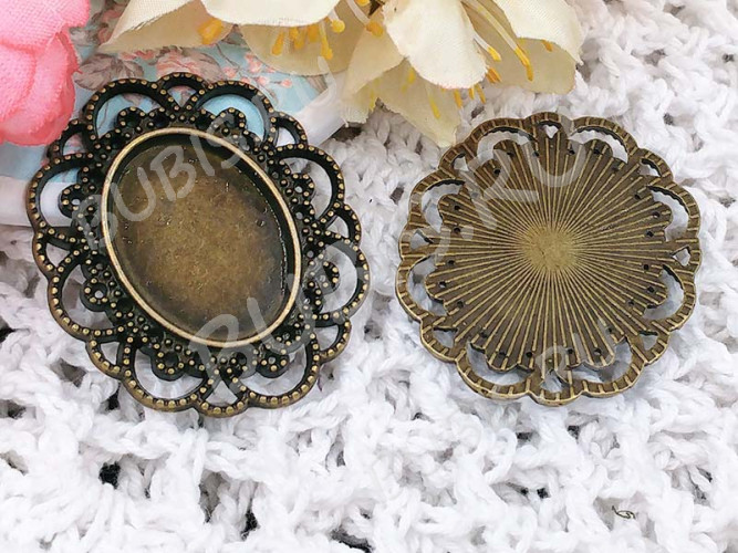 Подвеска-сеттинг Овал 08 (сеттинг 24-25*18мм) 40*35*1,9мм античная бронза (литьё)