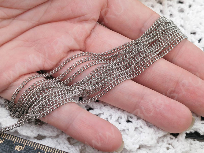 Цепочка I124 простая кручёная тонкая звено 2,7*2мм цвет платины (Iron) (50см)