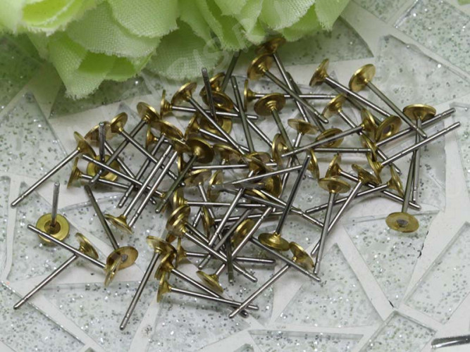 Пуссеты ("гвоздики") №154 (платформа 5мм) 12*0,65мм латунь (хирургическая сталь+Brass) (1 пара)