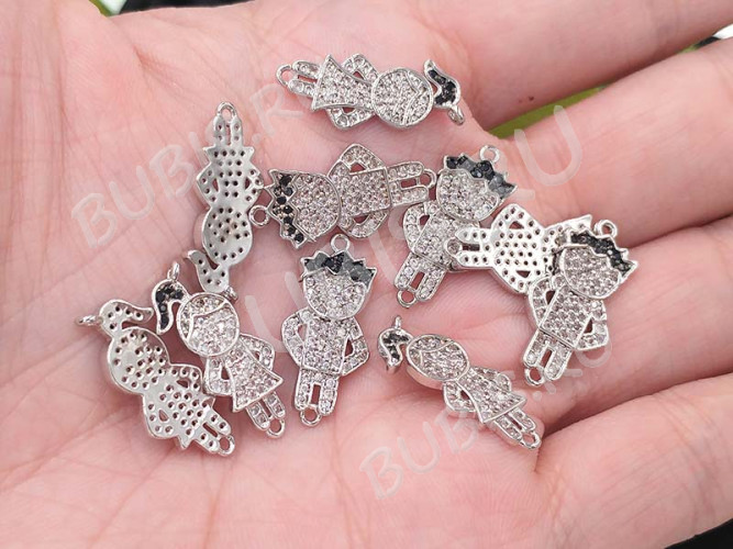 296 Коннектор Мальчик с инкрустацией 22*10,5*2мм цвет платины, чёрный и прозрачный (Milano LUX) (Brass и фианит)