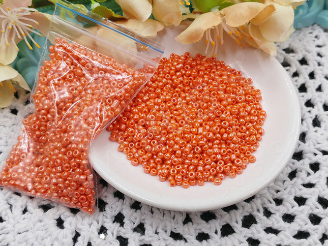 Бисер для проставок 08 1,5-2,5мм непрозрачный перламутровый т.персиковый (стекло) (15г)