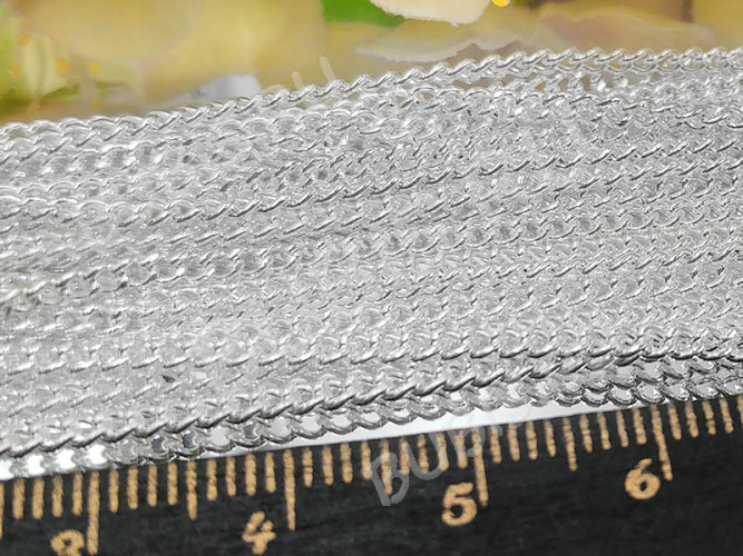 Цепочка I124 простая кручёная тонкая звено 2,7*2мм серебристая (Iron) (50см)