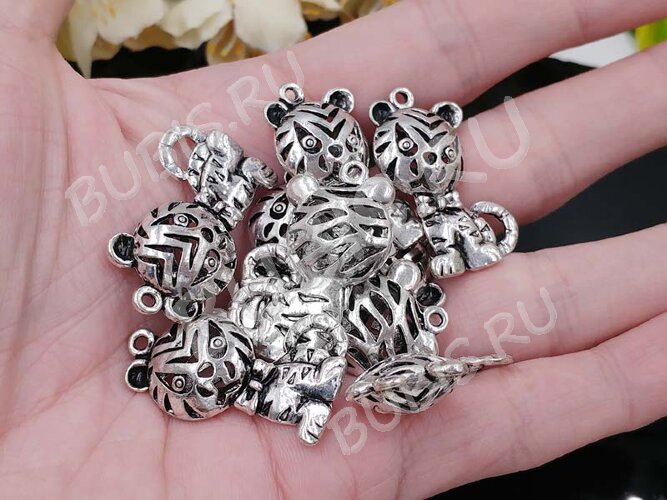Подвеска Тигр 04 3D большой 32*18,5*7,5мм античное серебро (литьё)