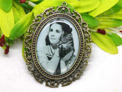 Кулон 40 коннектор Ретро девушка с котёнком 60*48*2мм античная бронза и мультиколор (металл, резин и стекло)