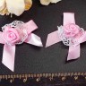 Купить Декоративный элемент 107 пришивной Бантик с розочкой и кружевом 40*33мм розовый (декоративные элементы) с доставкой по России