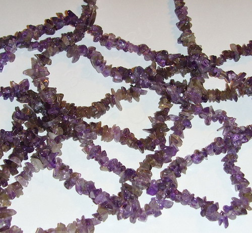 Крошка (галтовка) каменная 079 5-9мм Аметист натуральный светлый (камни) (нить прим.45см)
