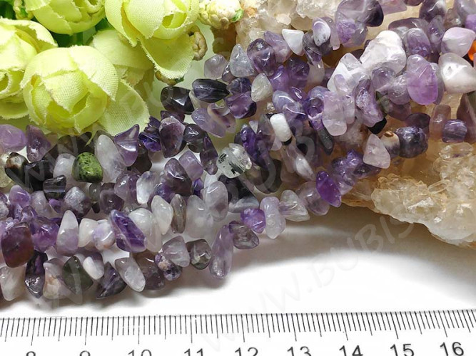 Крошка (галтовка) каменная 079 5-9мм Аметист натуральный светлый (камни) (нить прим.45см)