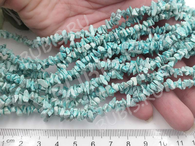 Крошка (галтовка) каменная 192 3-7мм Говлит св.голубой (камни) (нить 43-45см)