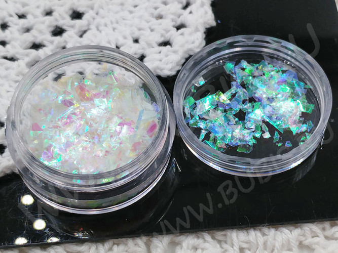 Наполнение для смолы и бутылочек 079 хлопья слюды пластиковые Bubis Crafts белые с АВ (декор)