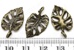 Подвеска Листик 30 3D 21*12,5*3,5мм античная бронза (литьё)