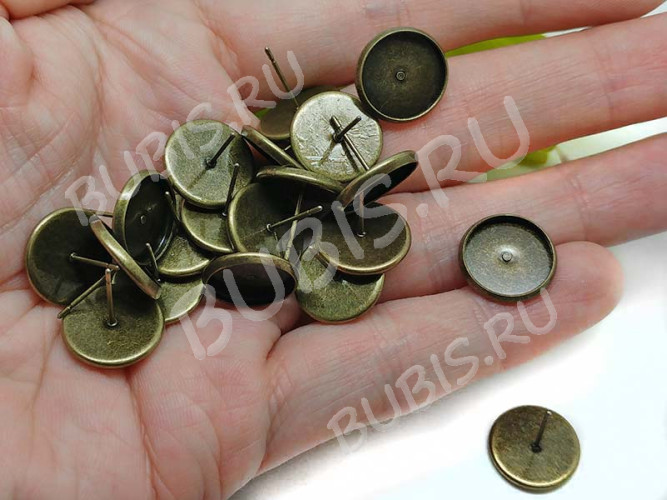 Пуссеты ("гвоздики") №097 (с круглым сеттингом 12мм) 13,5*13,5*0,7мм античная бронза (Brass) (1 пара)