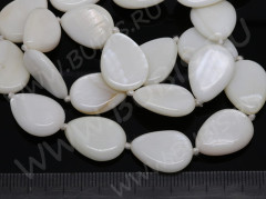 Бусина каменная Капля 05 17,5*13,5*4мм Перламутр белый (камни)