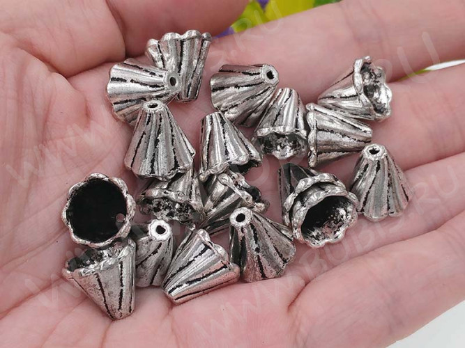 191 Шапочка Конус цветочек 12,5*12,5*11,5мм античное серебро (литьё)