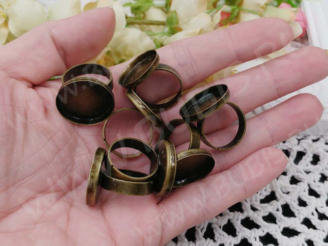 Основа (заготовка) для кольца 101 с сеттингом 20мм 18мм античная бронза (Brass)