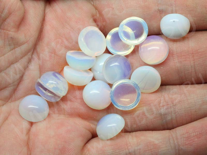 Кабошон каменный 104 Круг 12*12*5мм Лунный камень синт. (Опалит) (камни)