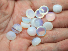 Кабошон каменный 104 Круг 12*12*5мм Лунный камень синт. (Опалит) (камни)