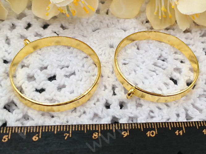 Подвеска Рамка 41 Круг глубокий 38*35*4,8мм золотистая (литьё)