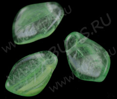 (ОПТ) Подвеска Листик 05 3D весенний изогнутый 15*10*4мм св.зелёно-св.жёлтый полупрозрачный (Чешское стекло) (100шт.)