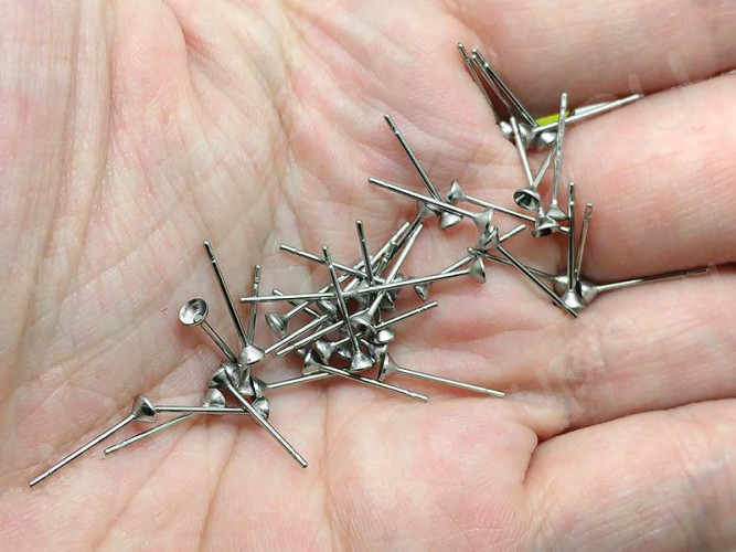 Пуссеты ("гвоздики") №148 с сеттингом-воронкой 3мм для риволи/страз 13*3*0,7мм цвет платины (хирургическая сталь) (1 пара)