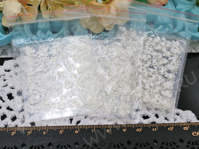 Стикеры 05 наклейки 6,5*5см МИКС белых рисунков (декор) (5шт.)