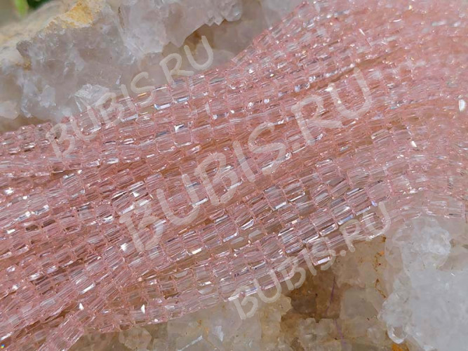 (СКИДКИ!!!) Бусина кристалл гранёный Кубик 2,5*2,5*2мм розово-персиковый прозрачный (имитация Сваровски) (50шт.)