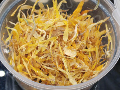 Сухие цветы 29 лепестки Календулы жёлтые в коробочке (натуральные цветы)