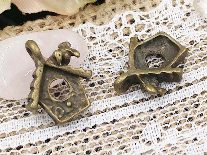 Подвеска Скворечник 01 3D с птичкой 15*12,5*3,5мм античная бронза (литьё)