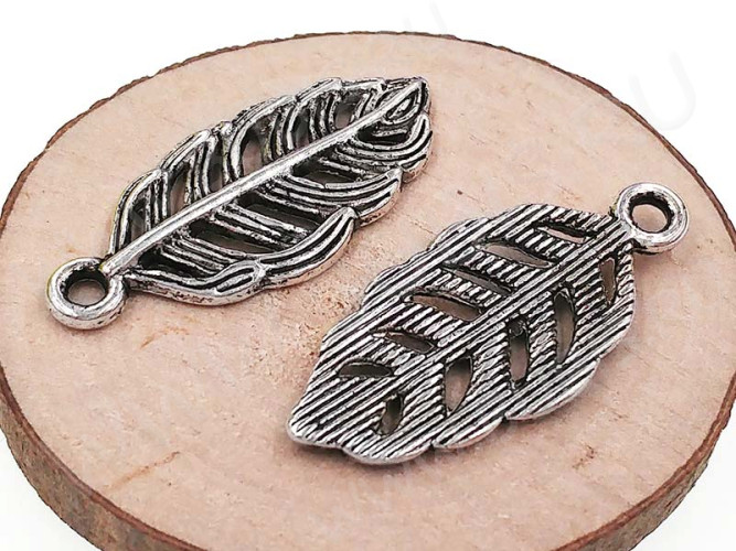 Подвеска Листик 46 резной 25*11*2,4мм античное серебро (литьё)