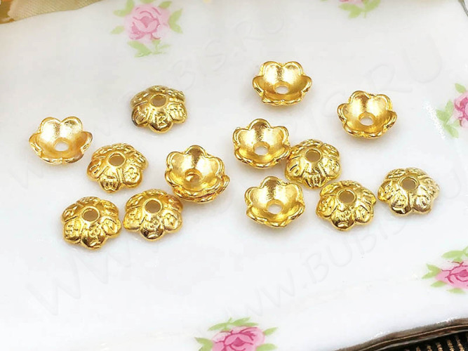 259 Шапочка маленькая с символами 6*6*1,8мм золотистая (литьё) (20шт)