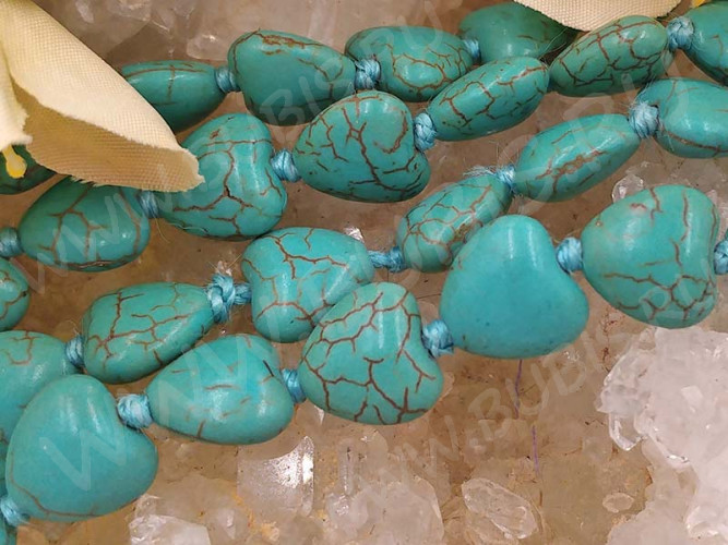 Бусина каменная Сердце 12 10*9,5*5мм Бирюза голубо-бирюзовая синт. (камни)