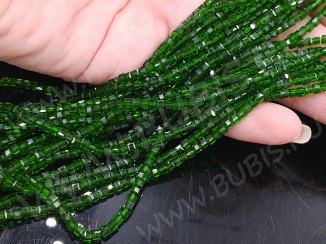 Бусина кристалл гранёный Кубик 2,5*2,5*2мм т.зелёный прозрачный (имитация Сваровски) (10шт.)