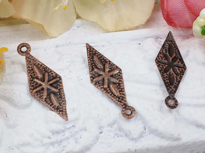 (СКИДКИ!!!) Декоративный элемент 094 подвеска Ромб 20*7,5*0,15мм античная медь (Iron) (имитация скани) (10шт.)