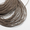 Купить Шнур кожаный 14 воловья кожа круглый 1,5мм коричнево-бежевый (1м) с доставкой по России