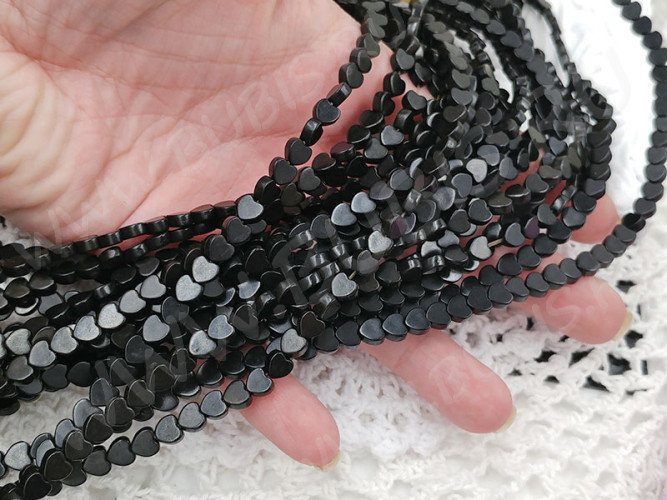 (ОПТ) Бусина каменная Сердце 13 5,8*5,5*2,8мм Бирюза чёрная синт. (камни) (НИТЬ)