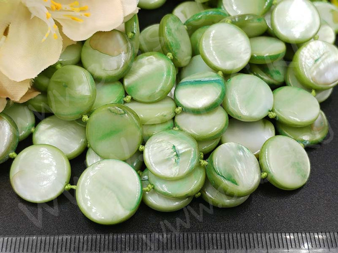 (ОПТ) Бусина Круг 12 перламутр 15*15*3мм св.зелёный (камни) (перламутр и ракушки) (НИТЬ)