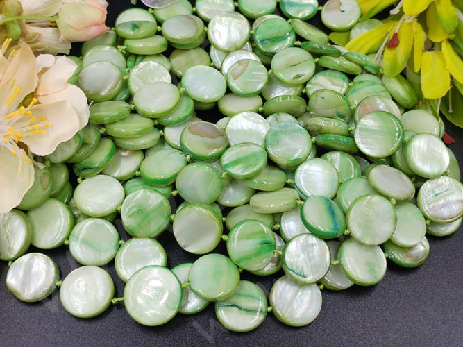 (ОПТ) Бусина Круг 12 перламутр 15*15*3мм св.зелёный (камни) (перламутр и ракушки) (НИТЬ)