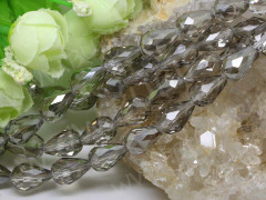 Бусина Капля гранёная 15*9,5*9,5мм серая с нежным АВ прозрачная (имитация Сваровски)