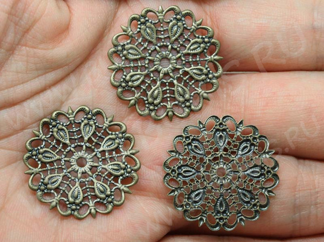 Декоративный элемент 050 Цветочек круг ажурный коннектор 25*25*0,9мм античная бронза (Brass) (имитация скани)