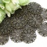 Купить Декоративный элемент 050 Цветочек круг ажурный коннектор 25*25*0,9мм античная бронза (Brass) (имитация скани) с доставкой по России