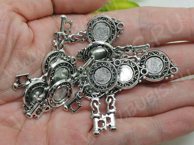 Подвеска Ключик 55 двусторонний с круглым сеттингом 8мм 35*15*2мм античное серебро (литьё)