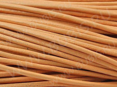 Шнур кожаный 03 воловья кожа 2мм круглый кремовый (1м)