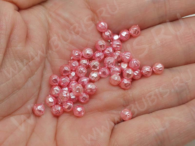 Бусина "жемчуг" 4мм ГРАНЁНАЯ яр.розовая непрозрачная (Чешское стекло) (10шт.)