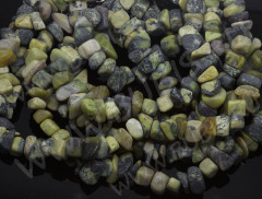 Галтовка крупная 10-14мм Яшма св.зелёно-жёлтая (камни) (нить с замком 42-45см)