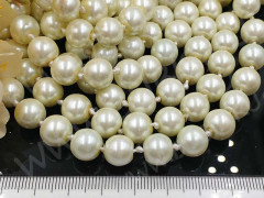 Бусина округлая "жемчуг" 10мм айвори (стекло)