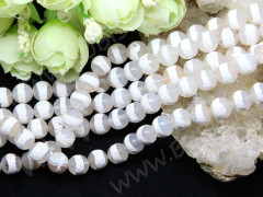 (ОПТ) Бусина округлая ГРАНЁНАЯ 8мм Агат Тибетский с полоской молочно-белый (камни) (НИТЬ)