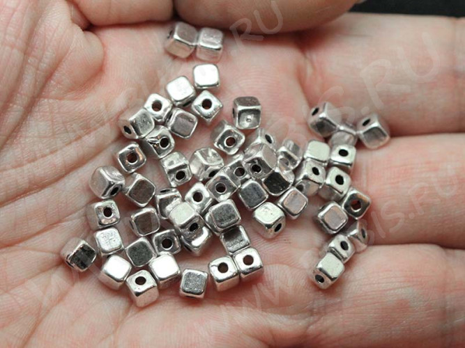 Бусина 103 Кубик маленький 4*4*4мм античное серебро (литьё) (10шт.)