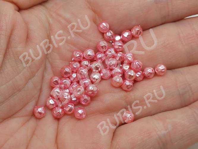 (СКИДКИ!!!) Бусина "жемчуг" 4мм ГРАНЁНАЯ яр.розовая непрозрачная (Чешское стекло) (50шт.)