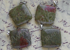 Подвеска Ромб 01 33*24,5*6,5мм Унакит (камни)